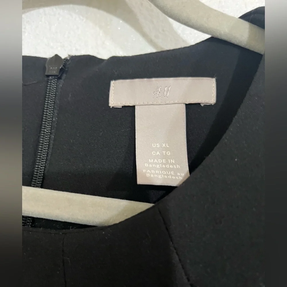 H&M size XL dress career, black pen dress plus size woman